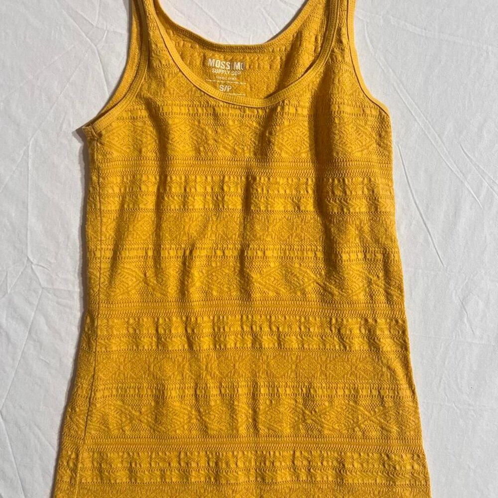 Mossimo Supply Co. Yellow Textured Tank Top Size Small